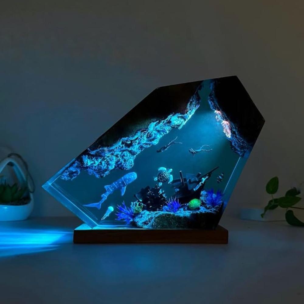 6-Inch Ocean Wood Resin Light - Multifunctional Night Light with Adjustable Glow, USB-Powered with Battery-Free Operation, Realistic Underwater Scene with Fish & Coral Reefs, Durable Plastic Construction for Living Room, Bedroom, Office Decor - Ideal Beds